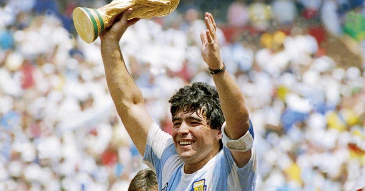 Diego Maradona: Huyền thoại bóng đá