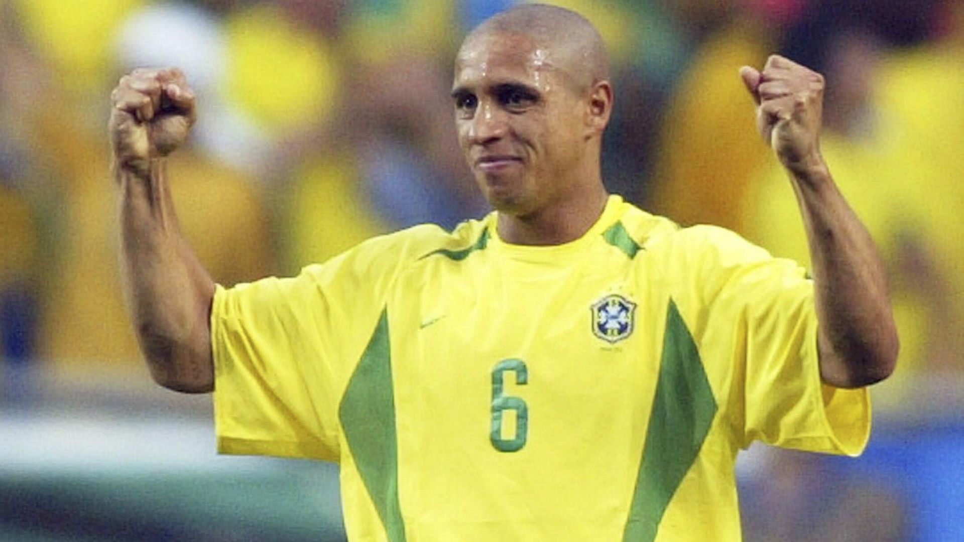 Hậu vệ Roberto Carlos