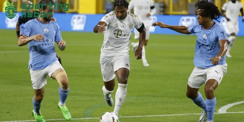 Hình ảnh rèn kỹ năng sân cỏ